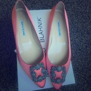 Manolo Blahnik Hangisi Satin Flats, Coral Size 40